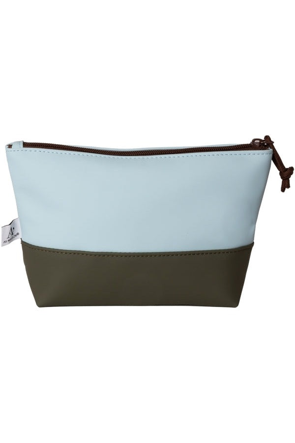 Blaine Pouch