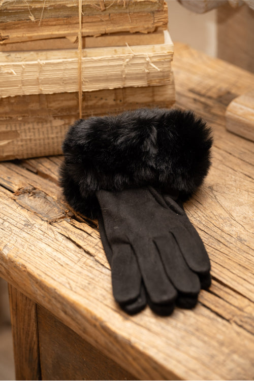 Cedar Gloves