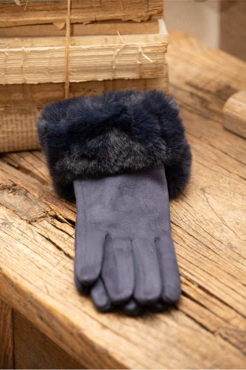 Cedar Gloves