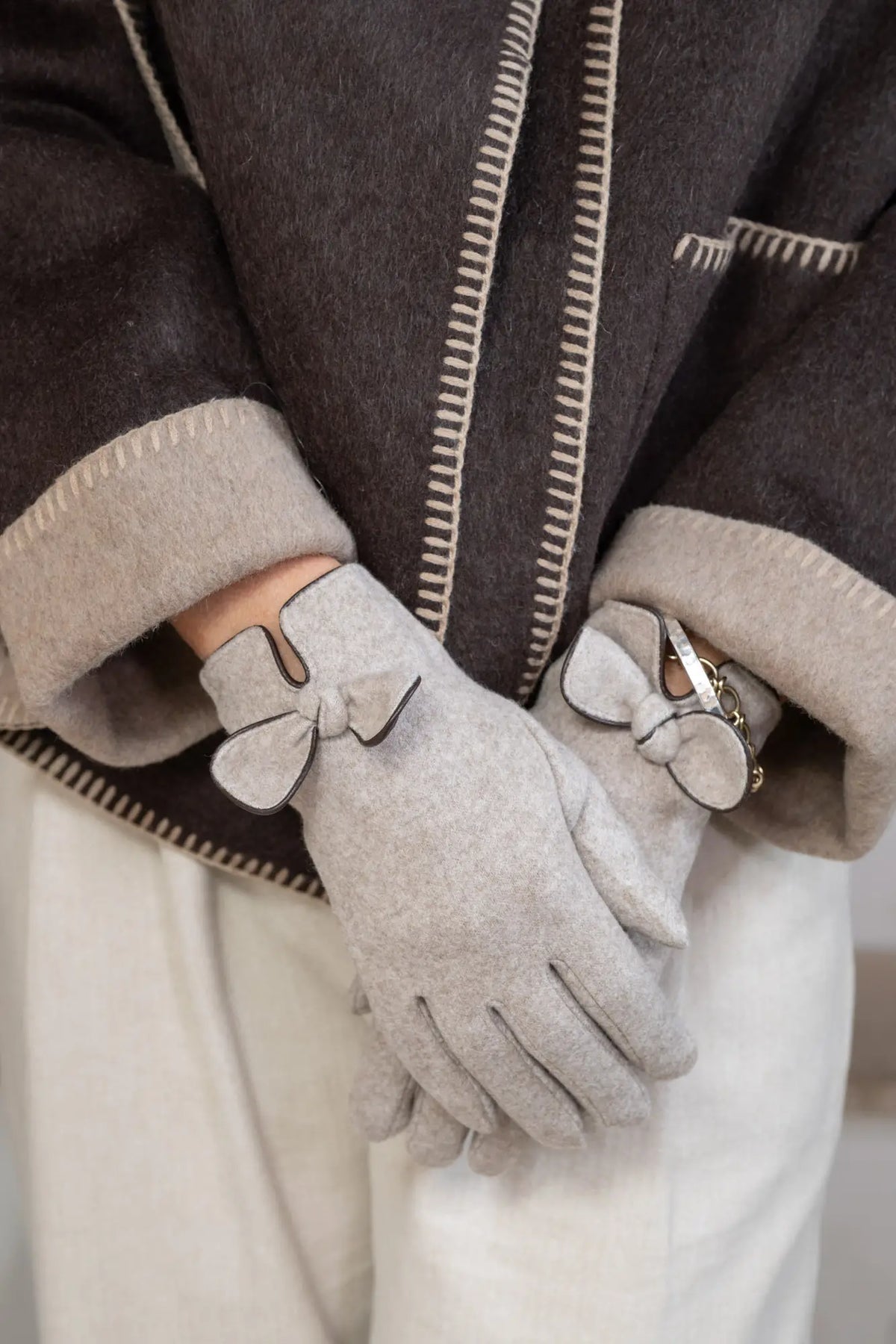 Nattie Gloves in Walnut