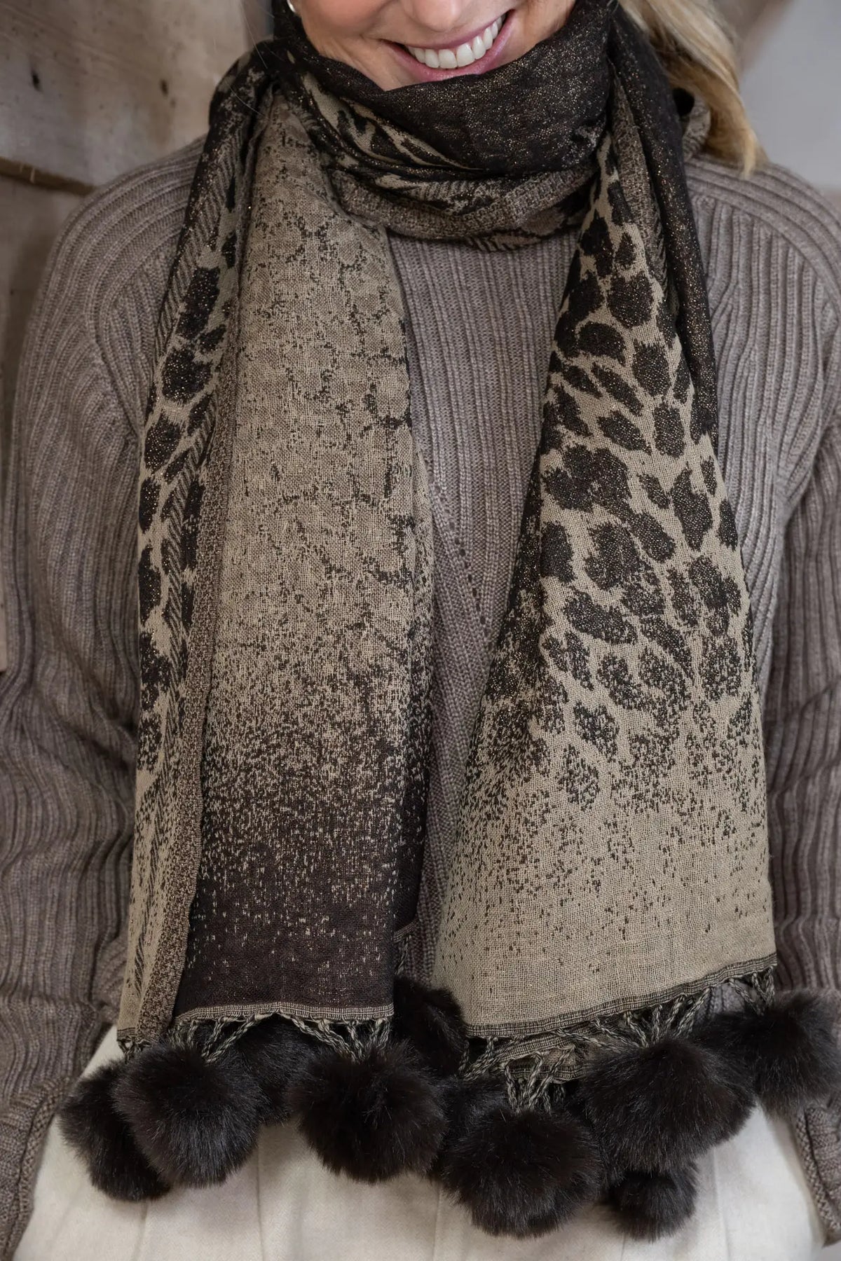 Dundee Scarf in Chocolate