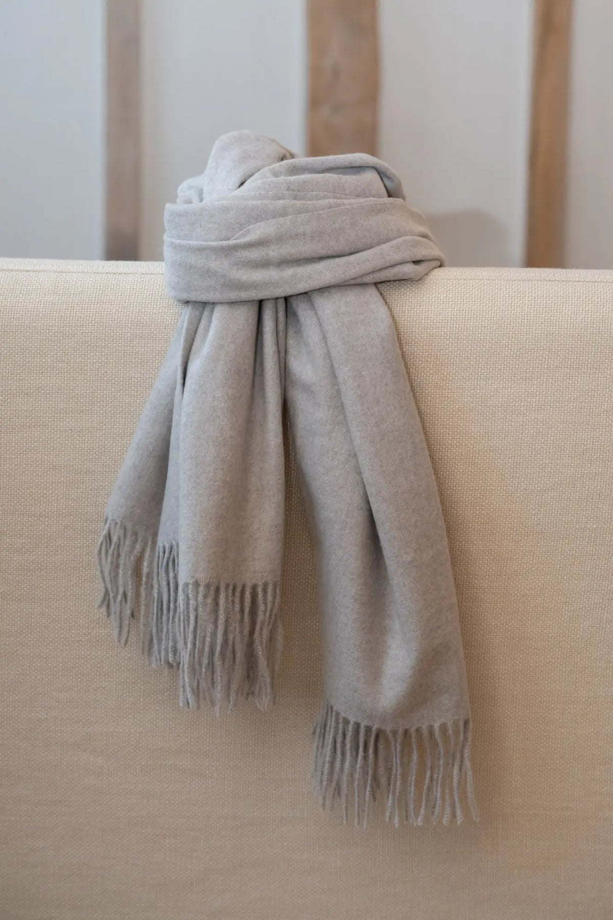 Timmy Scarf in Pebble