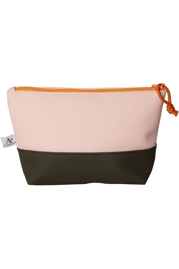 Blaine Pouch