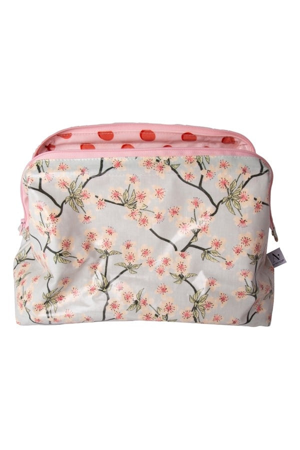 Noah Wash Bag